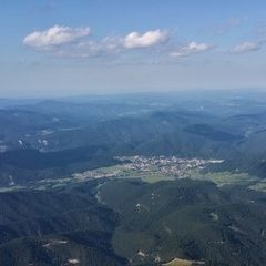 Flugwegposition um 15:01:03: Aufgenommen in der Nähe von Gemeinde Miesenbach, Österreich in 1718 Meter